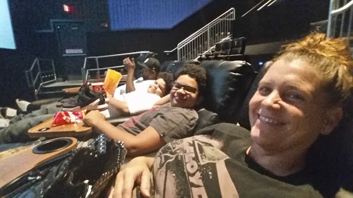 Movie Theater «Regal Cinemas Palladium 14 & IMAX», reviews and photos, 5830 Samet Dr, High Point, NC 27265, USA