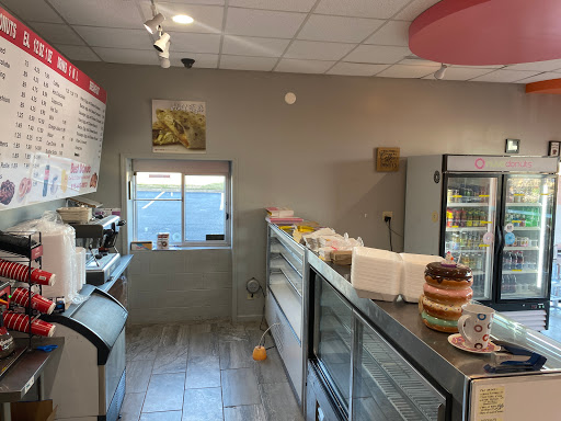 Donut Shop «Nuvo Donuts», reviews and photos, 103 Township Dr, Hendersonville, TN 37075, USA