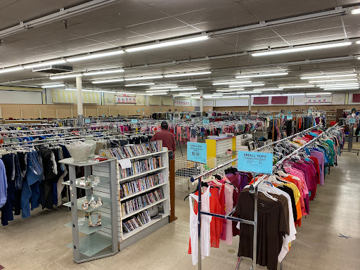 Thrift Store «Goodwill», reviews and photos