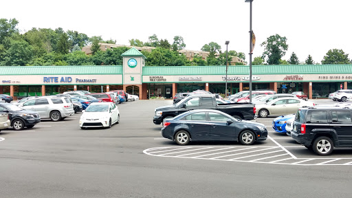 Shopping Mall «South Park Shops», reviews and photos, 5227 Library Rd, Bethel Park, PA 15102, USA