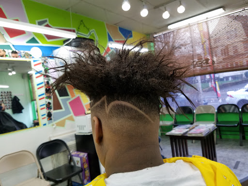 Barber Shop «Los Bambinos Barbershop», reviews and photos, 428 New Britain Ave, Hartford, CT 06106, USA