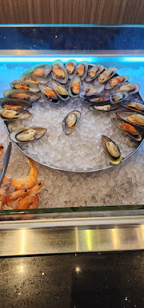 Produits de la mer du Restaurant de type buffet Le Grand Buffet à Saint-Bonnet-de-Mure - n°3