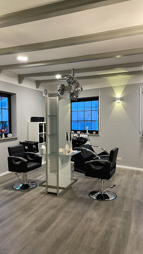 Kay Schuster HairLounge à Framersheim