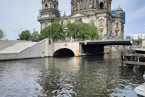 Karl-Liebknecht-Brücke image