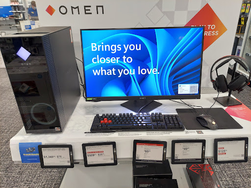 Electronics Store «Best Buy», reviews and photos, 115 N 76th St, Omaha, NE 68114, USA