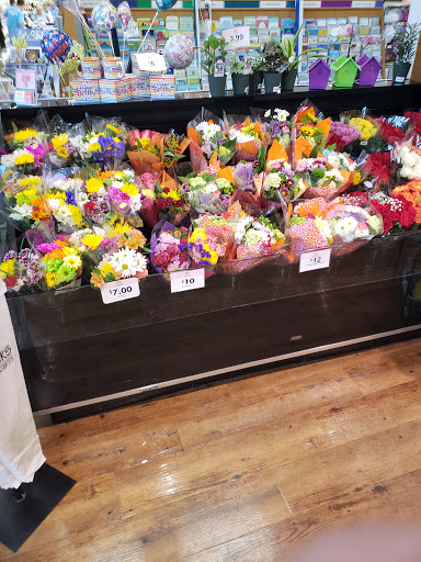 Grocery Store «Schnucks», reviews and photos, 1000 Columbia Centre Dr, Columbia, IL 62236, USA