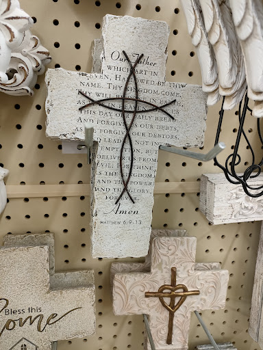 Craft Store «Hobby Lobby», reviews and photos, 1525 S Willow St, Manchester, NH 03103, USA