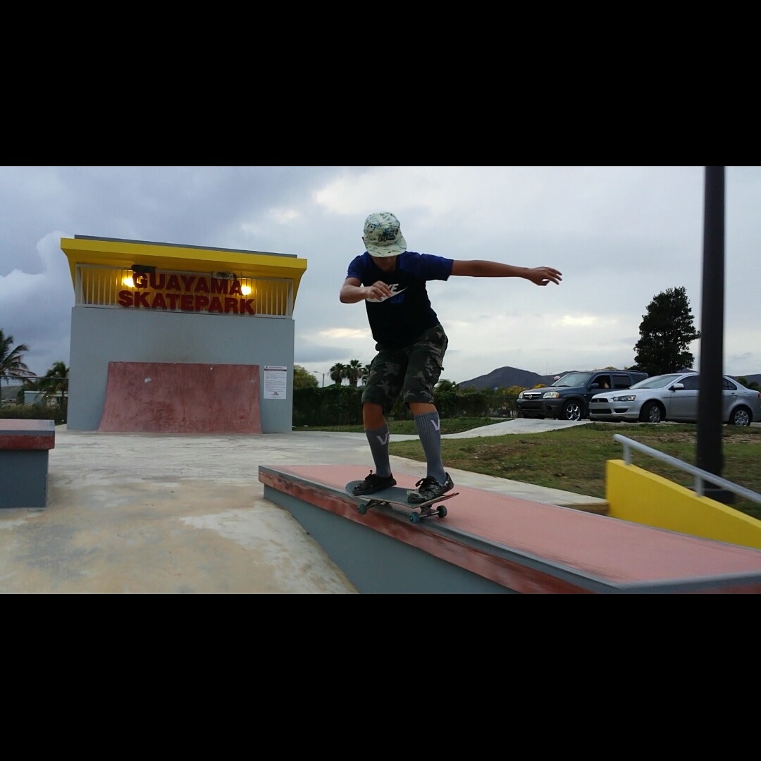 Guayama Skate Plaza