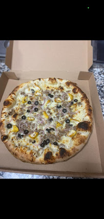 Pizza du Pizzeria PIZZ'AÏOLI - Pizzas au feu de bois Lyon 7 - n°17