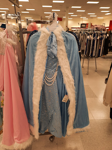 Department Store «T.J. Maxx & HomeGoods», reviews and photos, 717 Boardman Poland Rd, Youngstown, OH 44512, USA