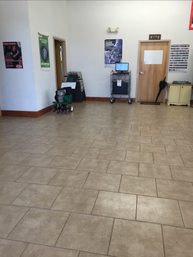 Auto Repair Shop «Fisher Tire & Service», reviews and photos, 9990 Pensacola Blvd, Pensacola, FL 32534, USA