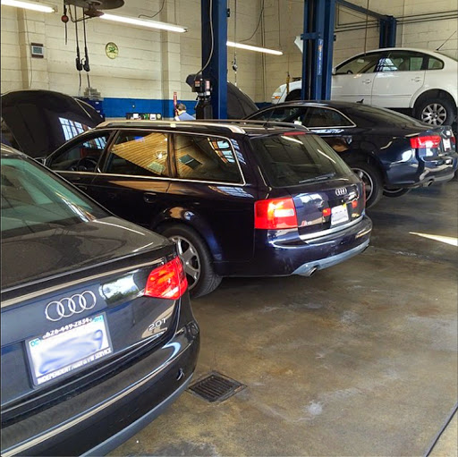 Auto Repair Shop «European Auto Hause», reviews and photos, 1599 E Walnut St, Pasadena, CA 91106, USA