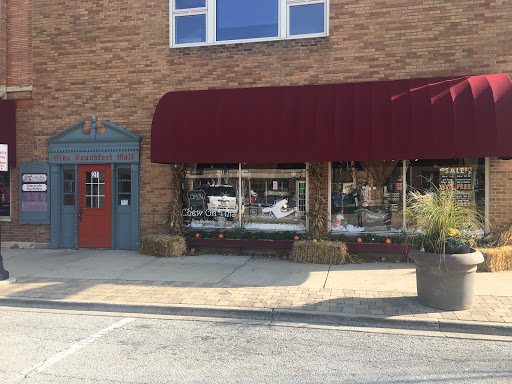 Pet Supply Store «Chew On This – A Bentley’s Pet Stuff Company», reviews and photos, 21 Ash St, Frankfort, IL 60423, USA