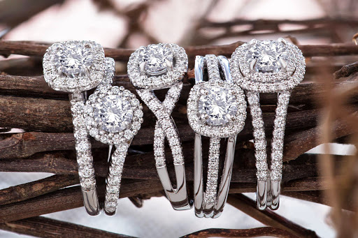 Jewelry Store «Crews Jewelry», reviews and photos, 13003 13th St, Grandview, MO 64030, USA