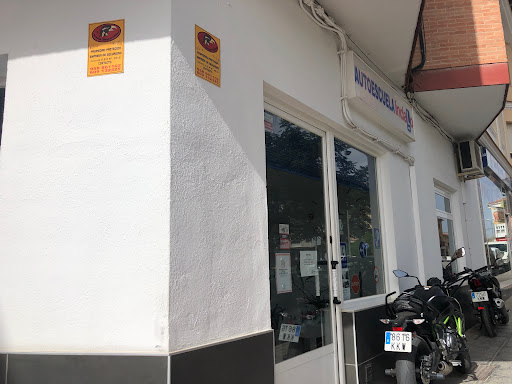 centro de formación indalo-luis, Autoescuela en Baza,Granada