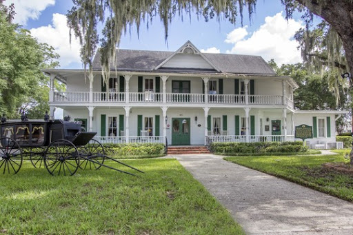 Funeral Home «Stowers Funeral Home», reviews and photos, 401 W Brandon Blvd, Brandon, FL 33511, USA