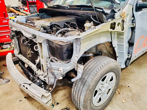 Auto Body Shop «Henderson Auto Body», reviews and photos, 4206 S Peoria Ave, Tulsa, OK 74105, USA