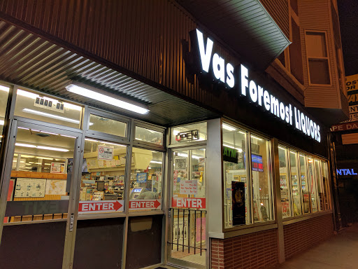 Liquor Store «Vas Foremost Liquors», reviews and photos, 2300 N Milwaukee Ave, Chicago, IL 60647, USA