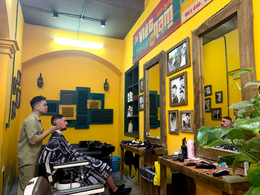 Vietnam Clippers Barbershop