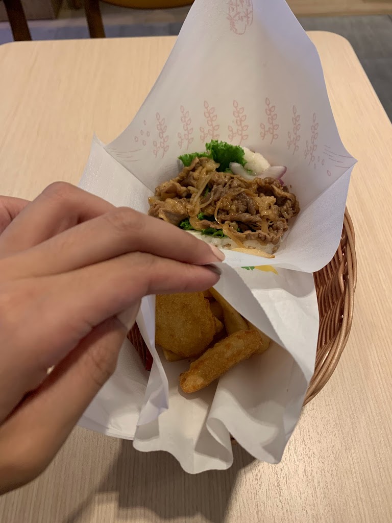 摩斯漢堡 台北市府店 的照片