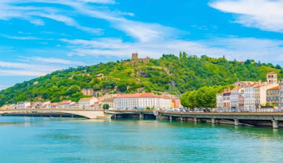 Maison et Services Vienne | Ménage, repassage, nettoyage des vitres à Vienne