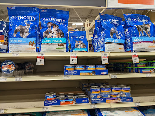 Pet Supply Store «PetSmart», reviews and photos, 1733 S Stapley Dr, Mesa, AZ 85204, USA