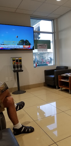 Toyota Dealer «Toyota Of Whittier», reviews and photos, 14577 Whittier Blvd, Whittier, CA 90605, USA