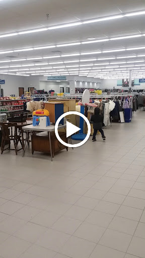 Thrift Store «Oshkosh West Goodwill Retail Store & Training Center», reviews and photos