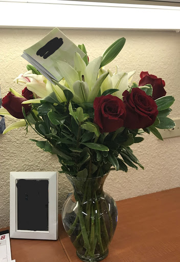 Gift Basket Store «A Flower Garden Florist & Gifts», reviews and photos, 1405 1st St, Sarasota, FL 34236, USA