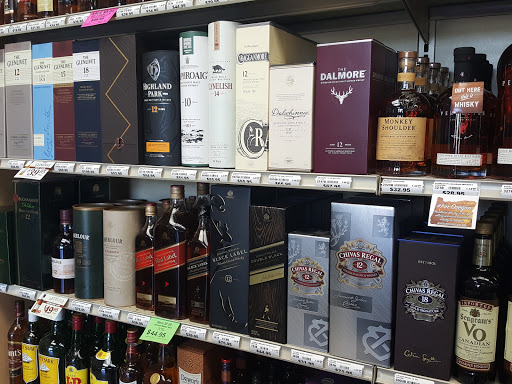 Liquor Store «Powell Liquor Store», reviews and photos, 5120 SE Powell Blvd, Portland, OR 97206, USA