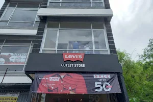 LEVI'S Outlet Store image
