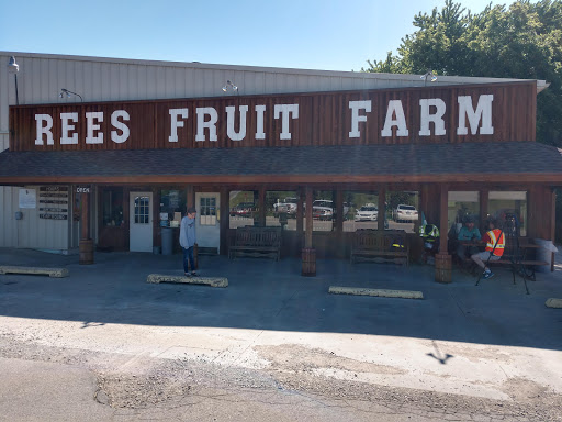 Produce Market «Rees Fruit Farm», reviews and photos, 2476 Hwy K4, Topeka, KS 66617, USA