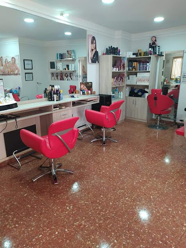 María G Mallols Peluquería en Pedralba, Valencia