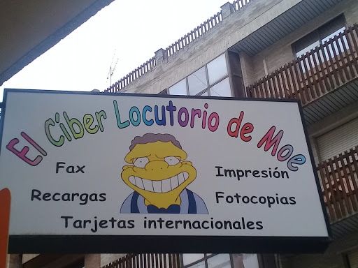 Ciber locutorio de Moe