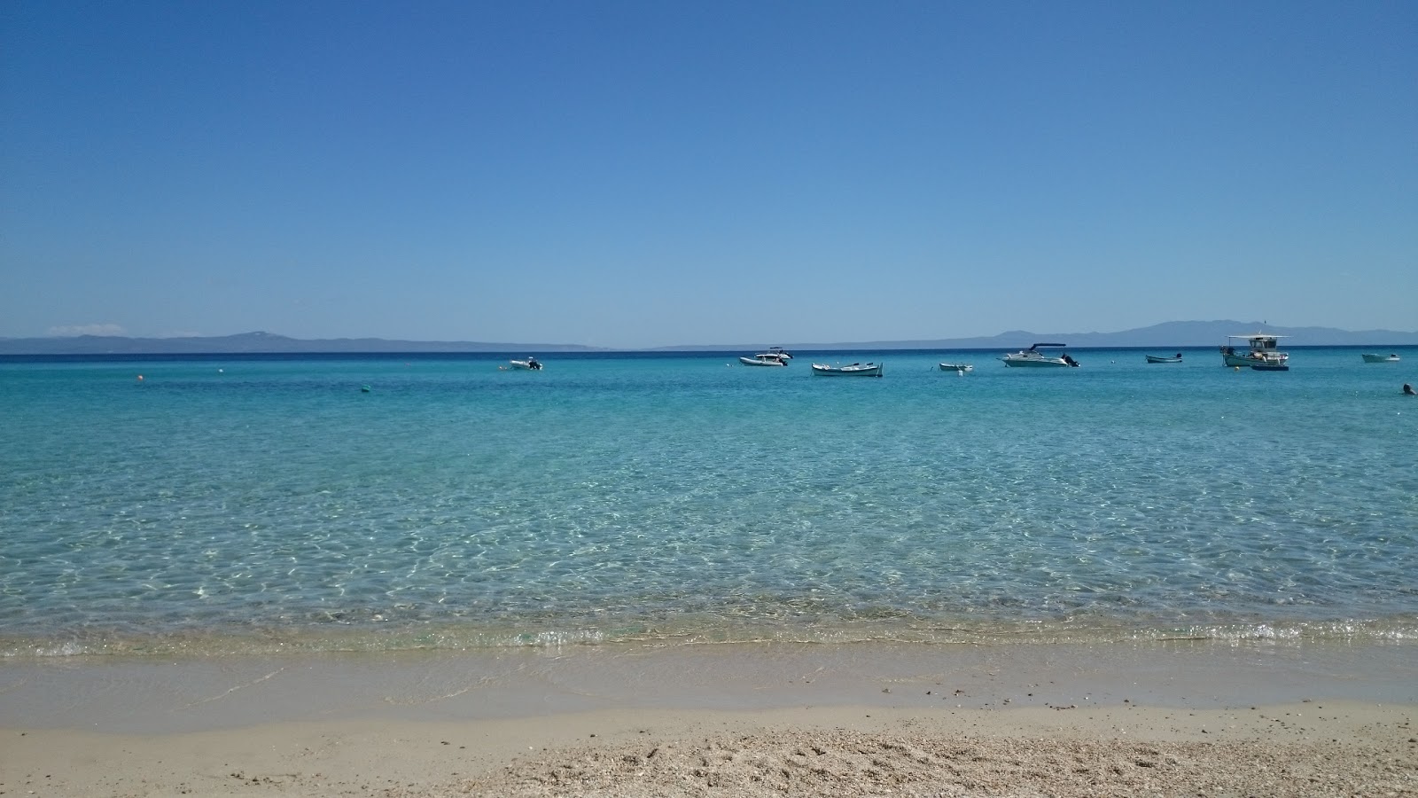 Zdjęcie Varkes beach częściowo zrewitalizowany obszar