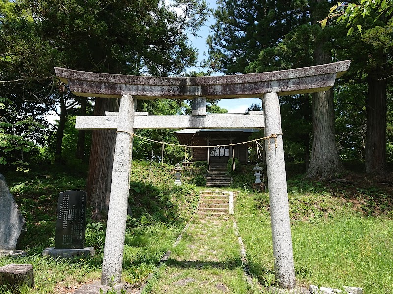 嚴嶋神社