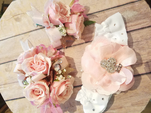 Florist «Rockwood Flower Shop», reviews and photos, 32723 Fort Rd, Rockwood, MI 48173, USA