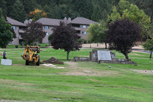 Funeral Home «Sunset Hills Cemetery, Funeral Home & Crematorium», reviews and photos, 4810 Willamette St, Eugene, OR 97405, USA
