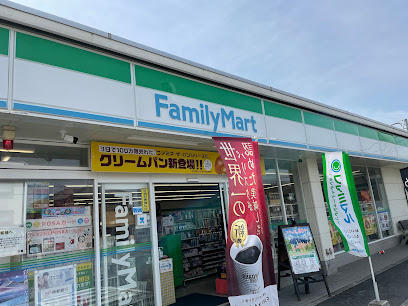ファミリーマート 桜井薬師町店