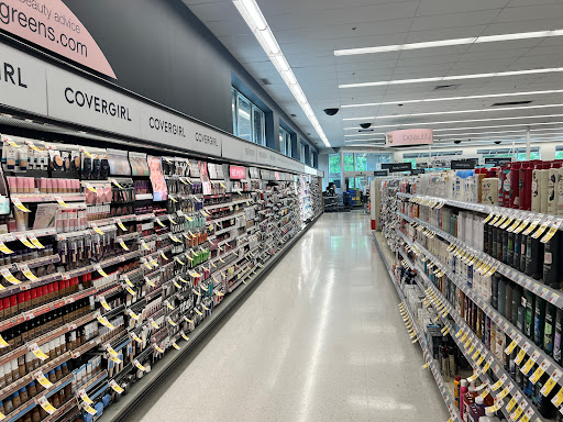 Drug Store «Walgreens», reviews and photos, 2920 Berlin Turnpike, Newington, CT 06111, USA