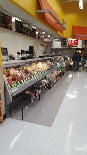 Department Store «Walmart Supercenter», reviews and photos, 3003 N Highway 61, Muscatine, IA 52761, USA