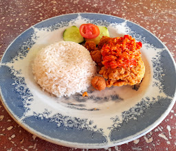Warung Bu Dewi Tuka photo