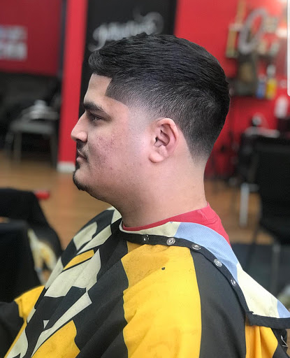 Barber Shop «First & 10 Barber Shop», reviews and photos, 9121 Piscataway Rd #2b, Clinton, MD 20735, USA