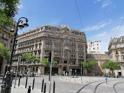 Centre Des Finances Publiques à Marseille