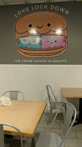 Ice Cream Shop «The Parlor Ice Cream Puffs», reviews and photos, 1490 Eureka Rd #170, Roseville, CA 95661, USA