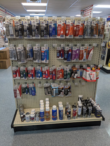 Auto Parts Store «Carquest Auto Parts», reviews and photos, 15R Hartford Ave, Granby, CT 06035, USA