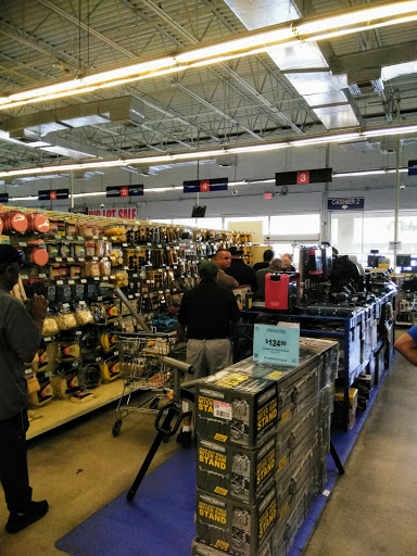 Tool Store «Harbor Freight Tools», reviews and photos, 410 W 49th St #104, Hialeah, FL 33012, USA