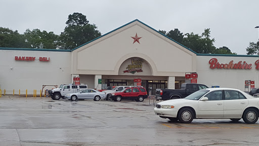 Grocery Store «Brookshire Brothers», reviews and photos, 603 E Houston St, Cleveland, TX 77327, USA