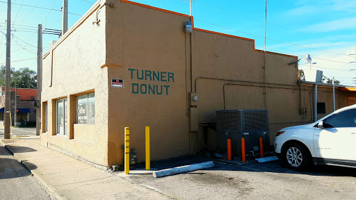 Donut Shop «Turner Donut Shop», reviews and photos, 902 9th Ave W, Bradenton, FL 34205, USA