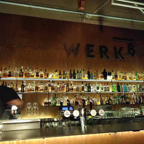 Werk 8 - Bar